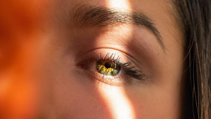 How to Care for Eye Skin